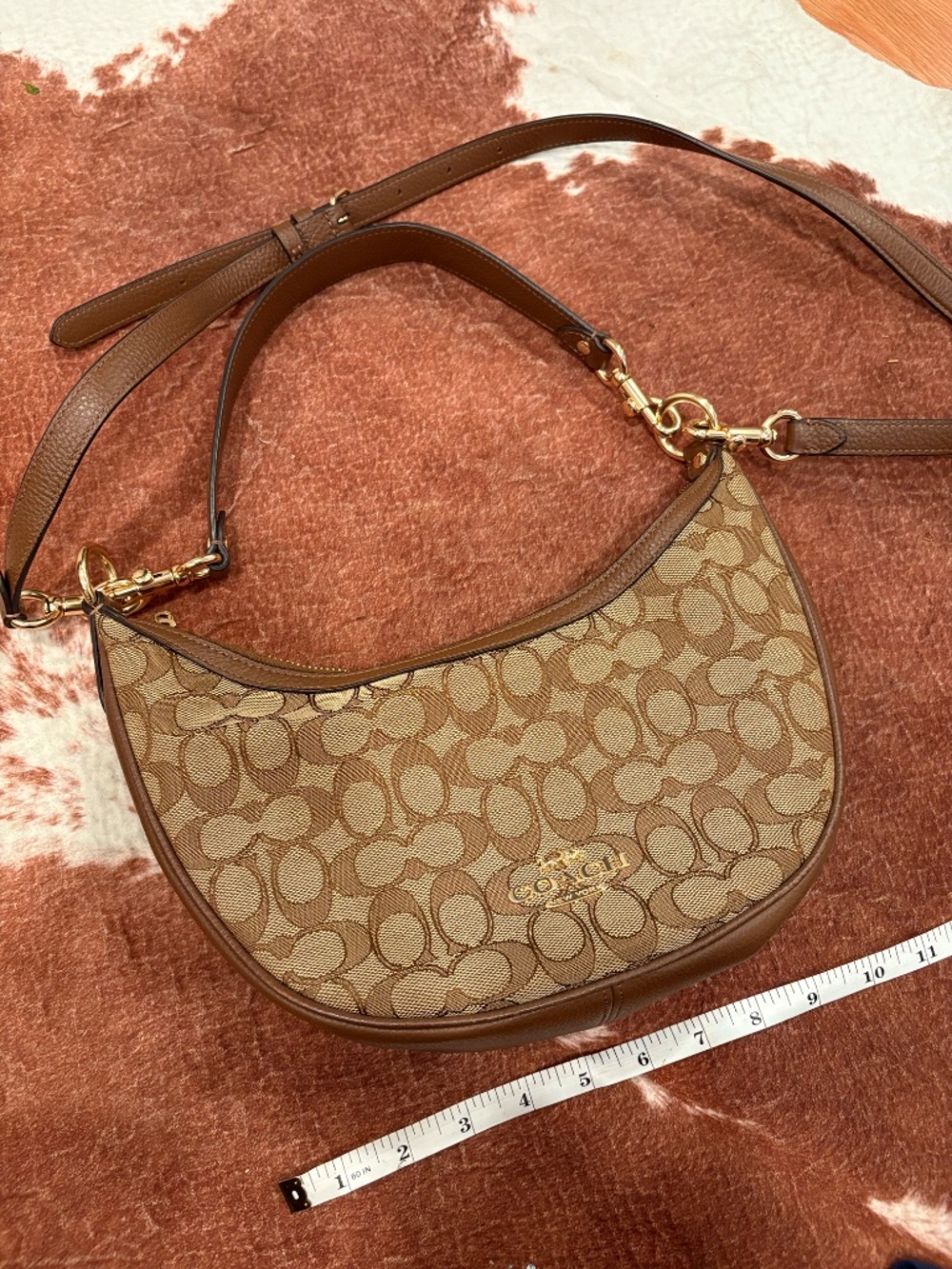Coach Aria Shoulder Bag In Signature Jacquard Logo Sold Out - Picture 4 of 5